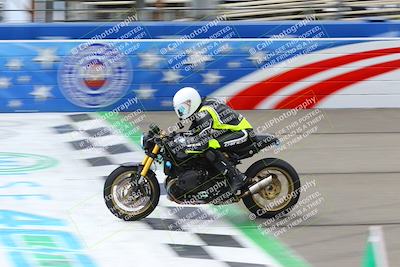 media/May-29-2022-Fastrack Riders_ [[fc0f8b1a06]]/Level 2/Start Finish/